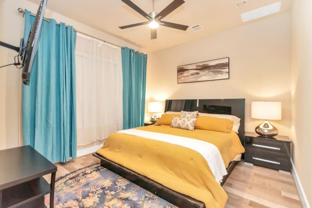 Luxurious Houston Galleria Living Villa ภายนอก รูปภาพ