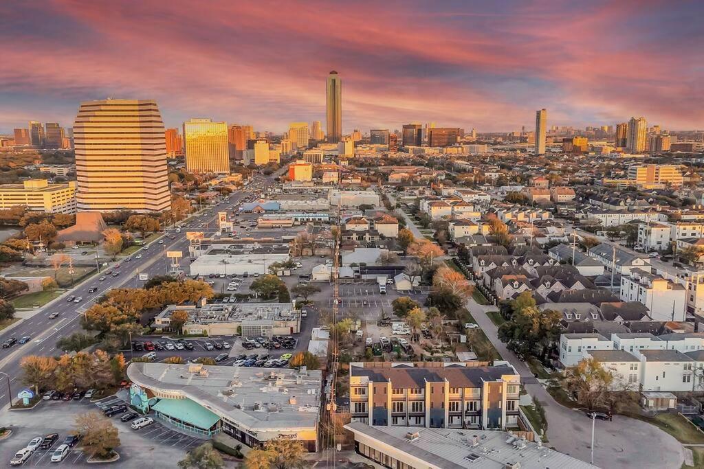Luxurious Houston Galleria Living Villa ภายนอก รูปภาพ
