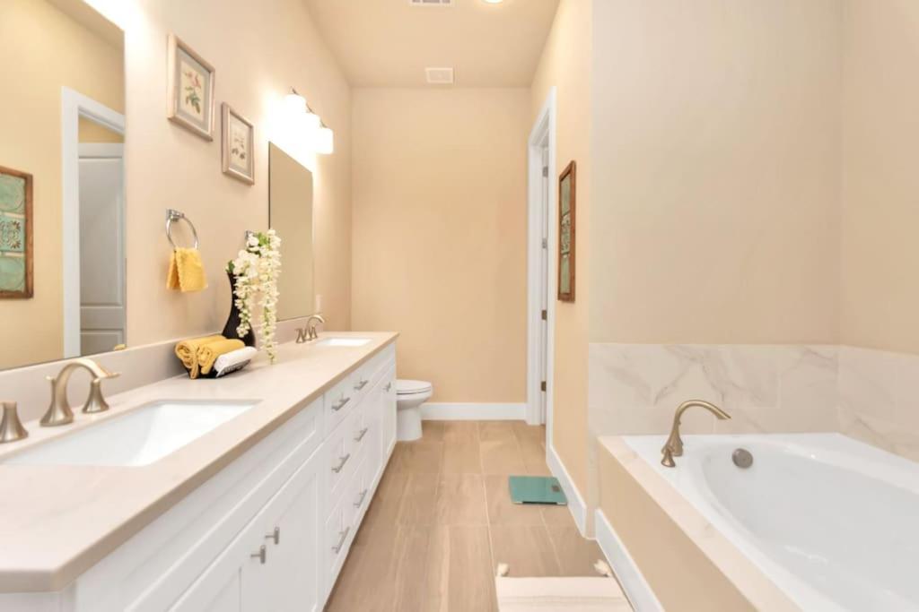 Luxurious Houston Galleria Living Villa ภายนอก รูปภาพ